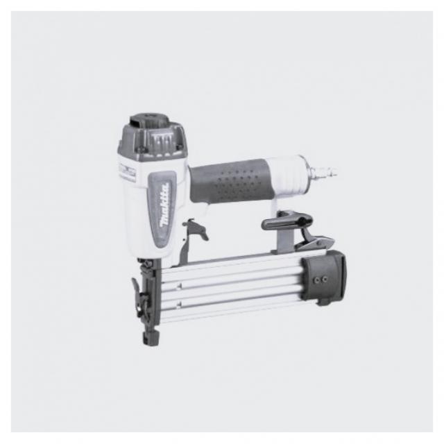 PISTOLA CLAVADORA MADERA NEUMATICA RODAPIES