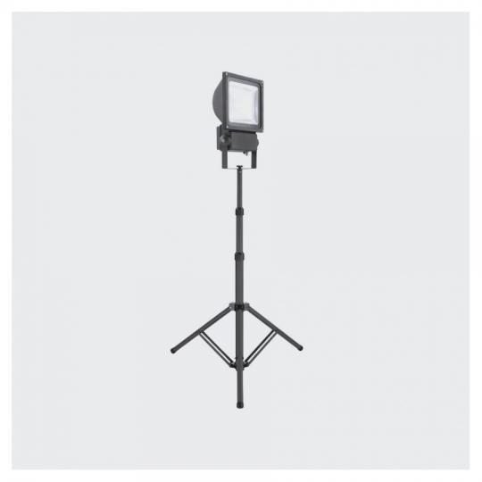 ALQUILER DE FOCO LED 50 W CON TRIPODE EN GIPUZKOA | ORIALKI